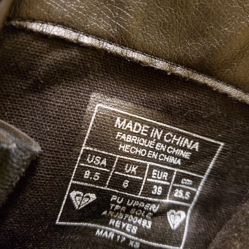 Roxy boots - Picture 2 of 4